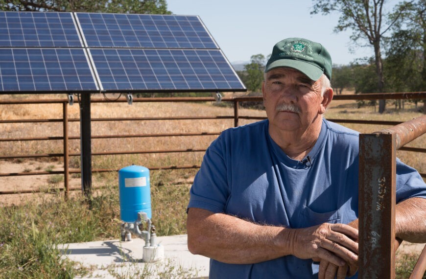 O’Neal Ranch owner William O’Neal Jamison at his solar powered well in O'Neals, California | Image: Lance Cheug, US Department of Agriculture