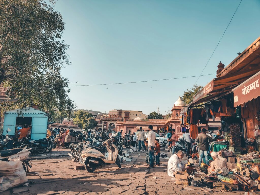 A group of people in Jodhpur, Rajasthan, India | Image: Anirudh, Unsplash